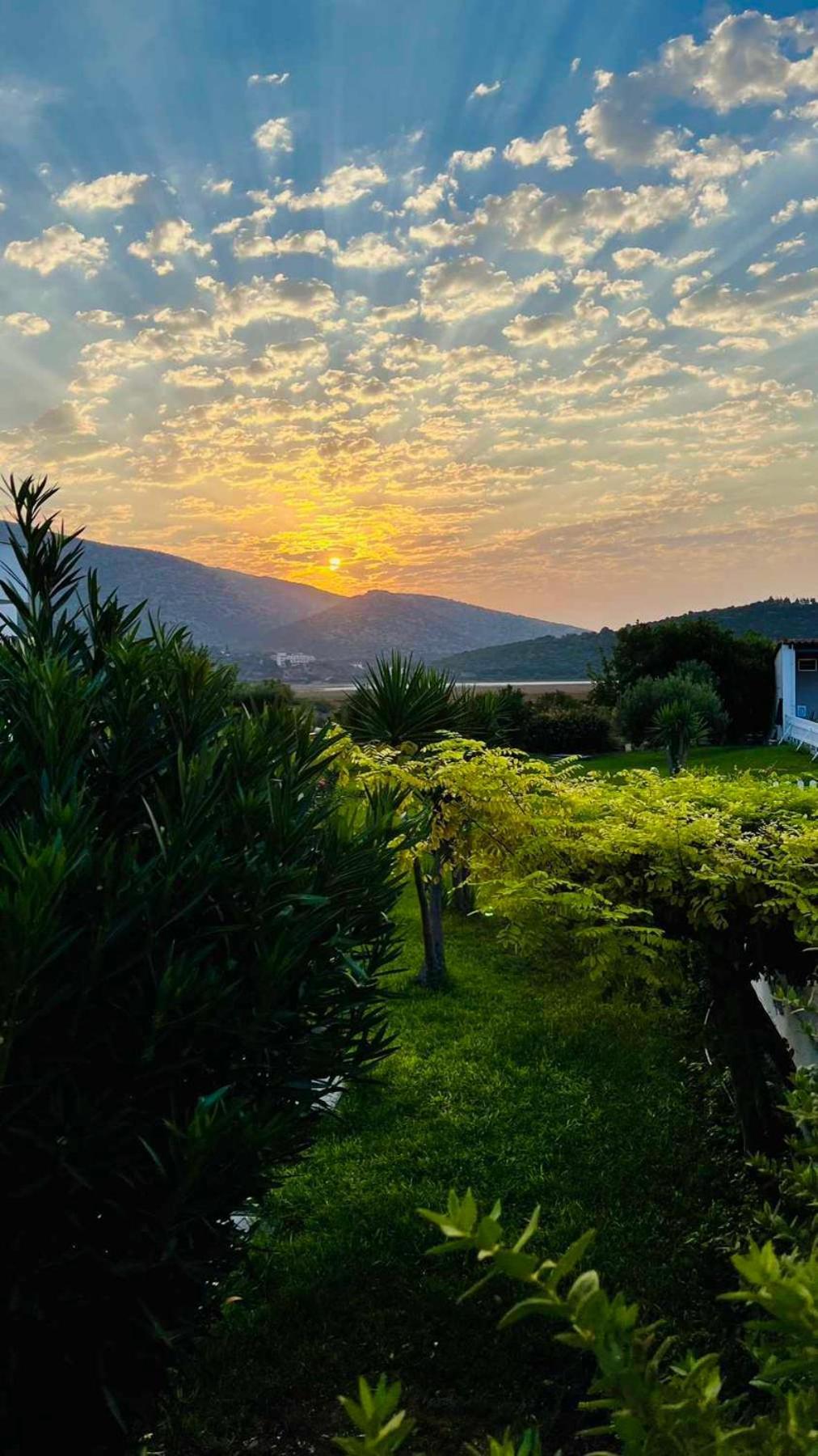 Sirenes Beach Resort Samos Town Exterior foto