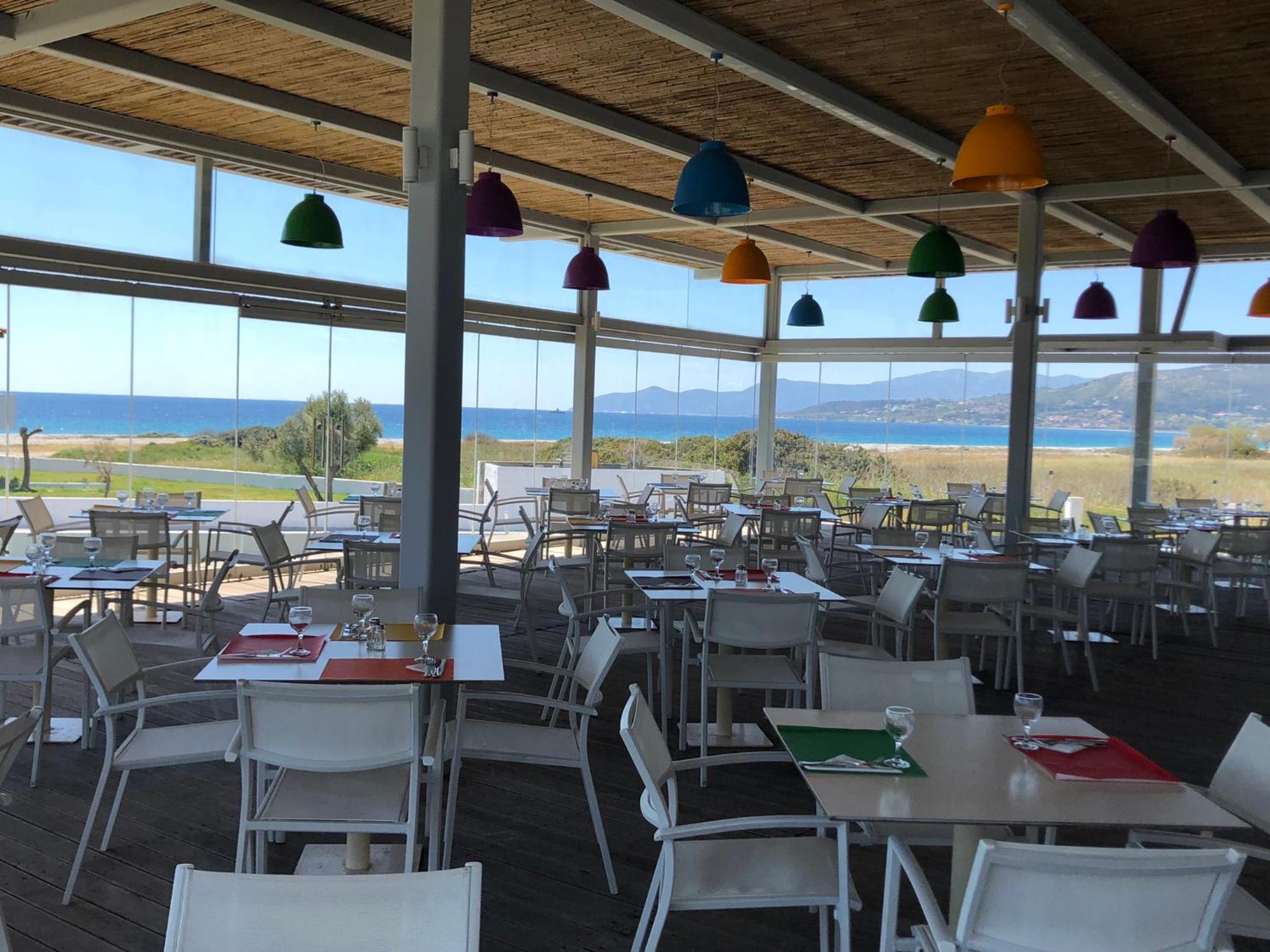 Sirenes Beach Resort Samos Town Exterior foto